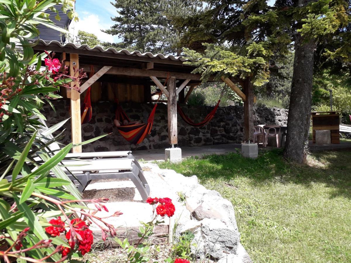 Camping Les Lavandes Darbres Bagian luar foto