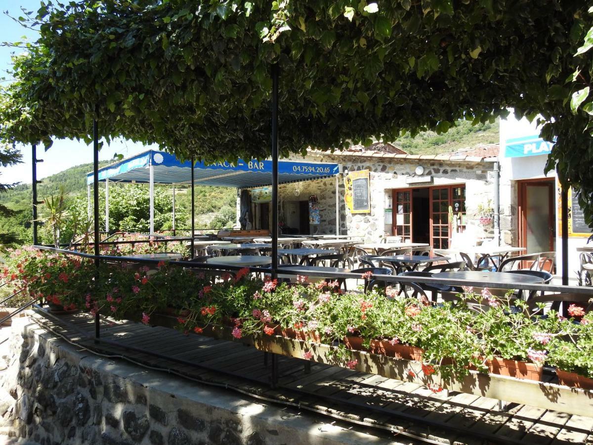 Camping Les Lavandes Darbres Bagian luar foto