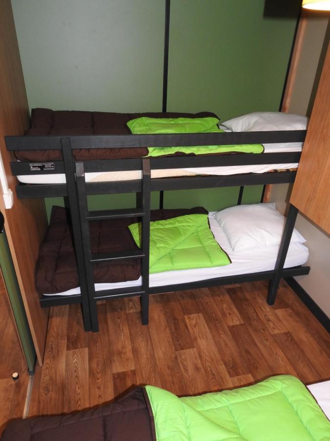 Camping Les Lavandes Darbres Bagian luar foto