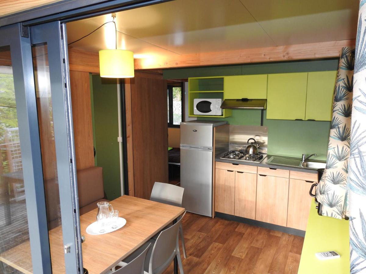 Camping Les Lavandes Darbres Bagian luar foto